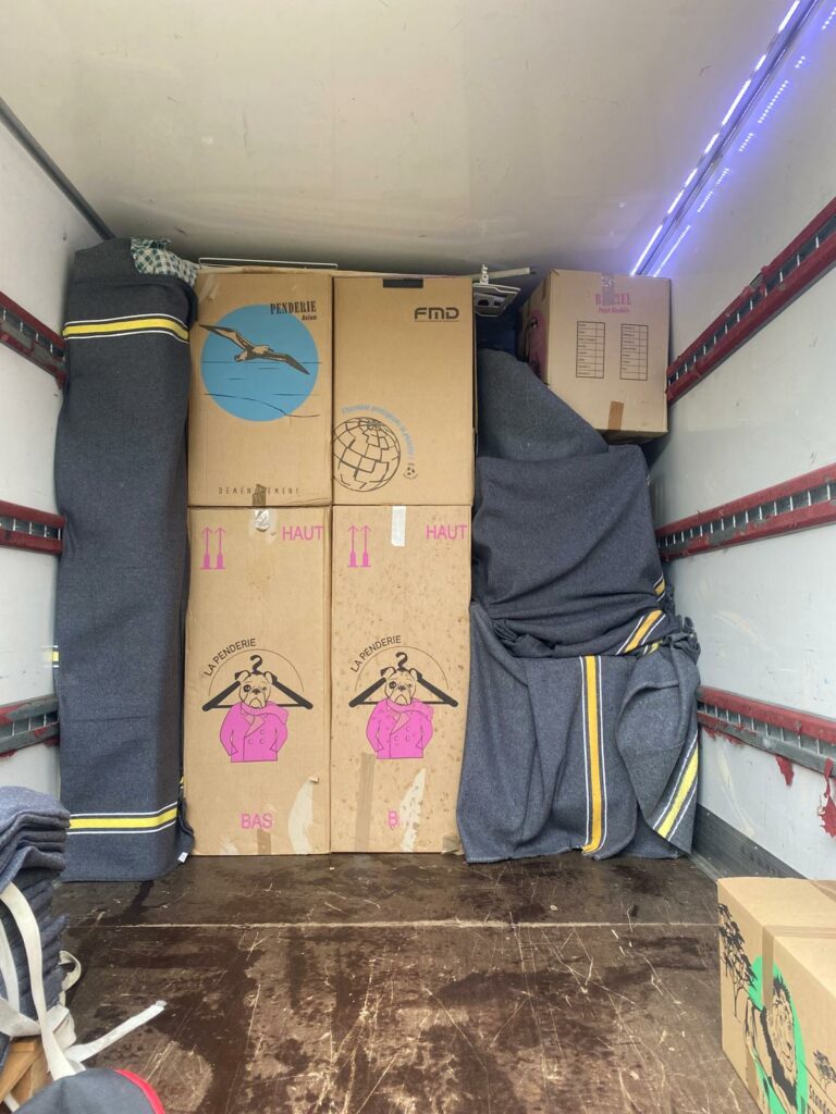 Camion de déménagement Dax